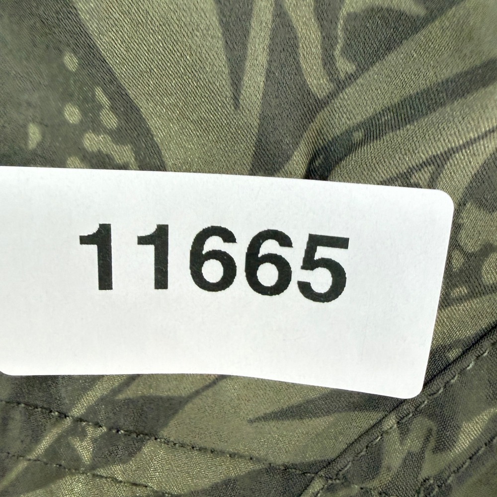 Vuori Clementine Olive Green Tropical Print - Picture 16 of 16